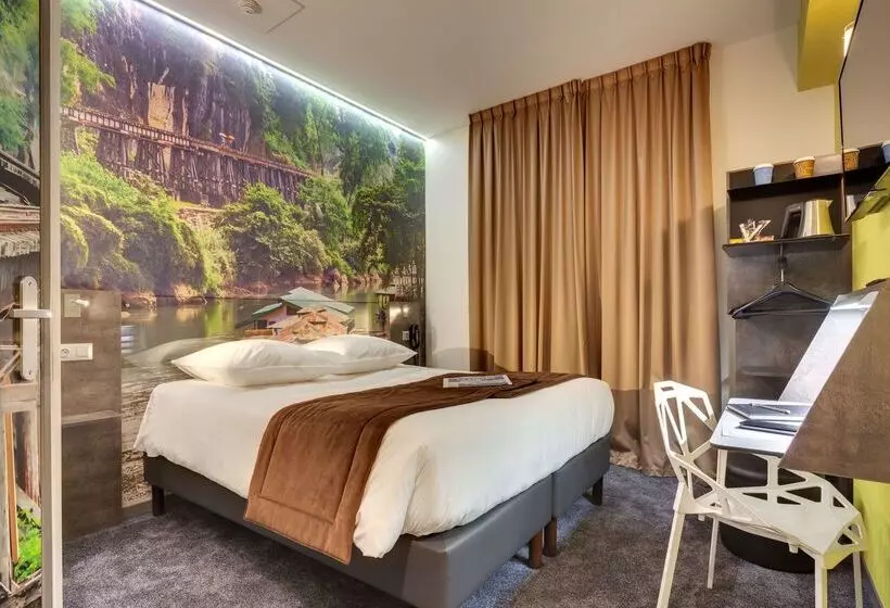 Отель Hôtel Kyriad Rennes Centre Gare