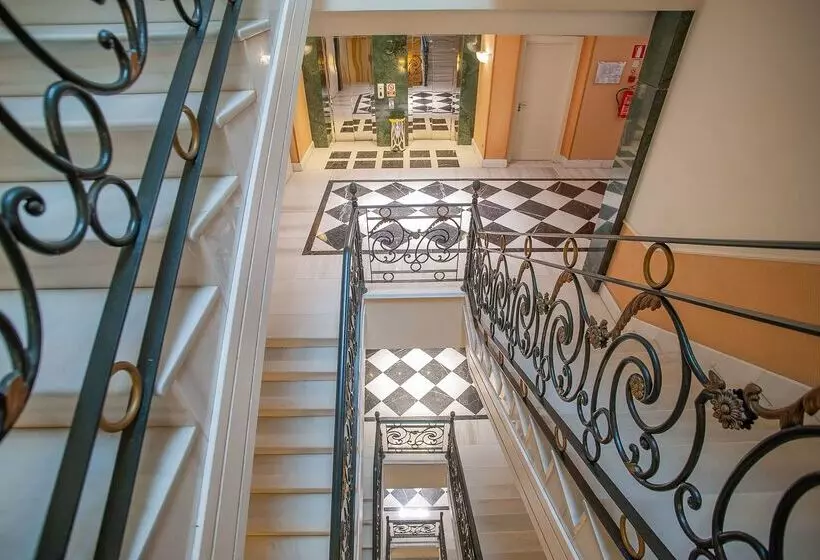 فندق Valladolid Recoletos