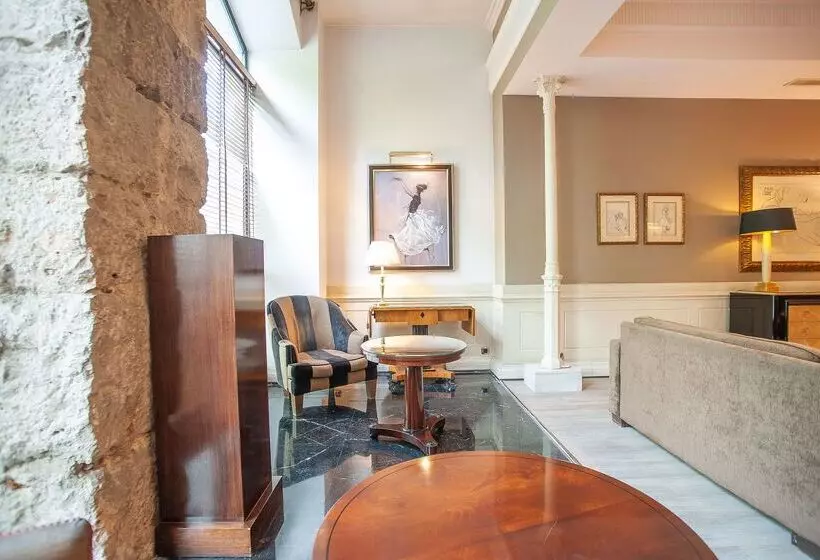 فندق Valladolid Recoletos