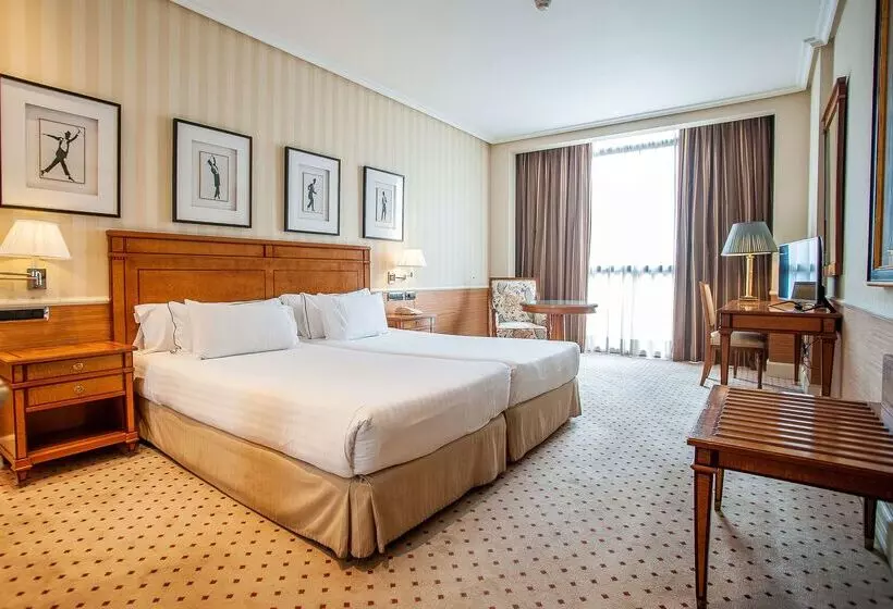 فندق Valladolid Recoletos