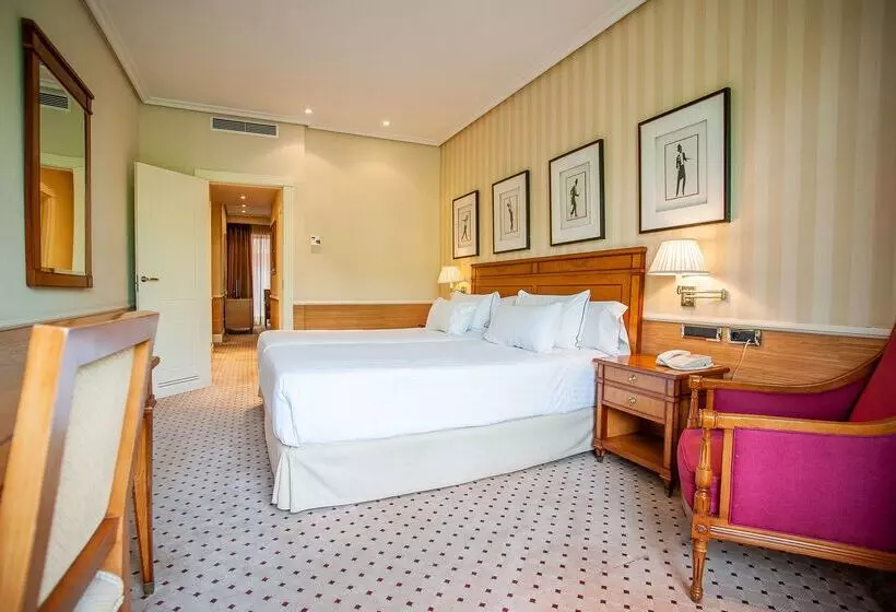 فندق Valladolid Recoletos