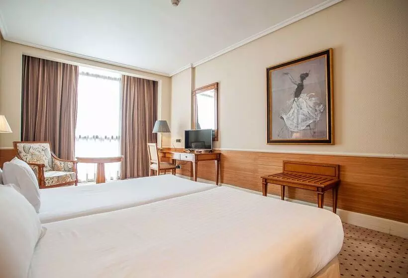 فندق Valladolid Recoletos