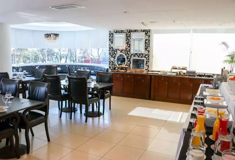 בית מלון כפרי Palladium Business