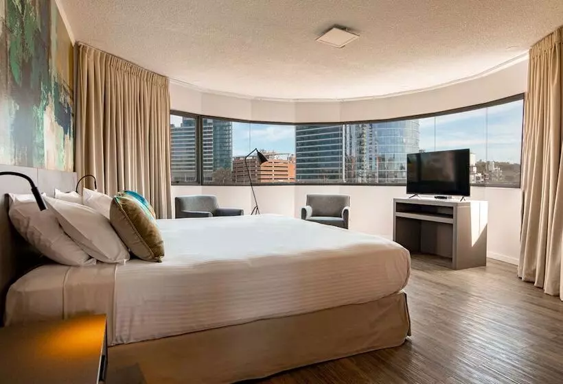 בית מלון כפרי Palladium Business