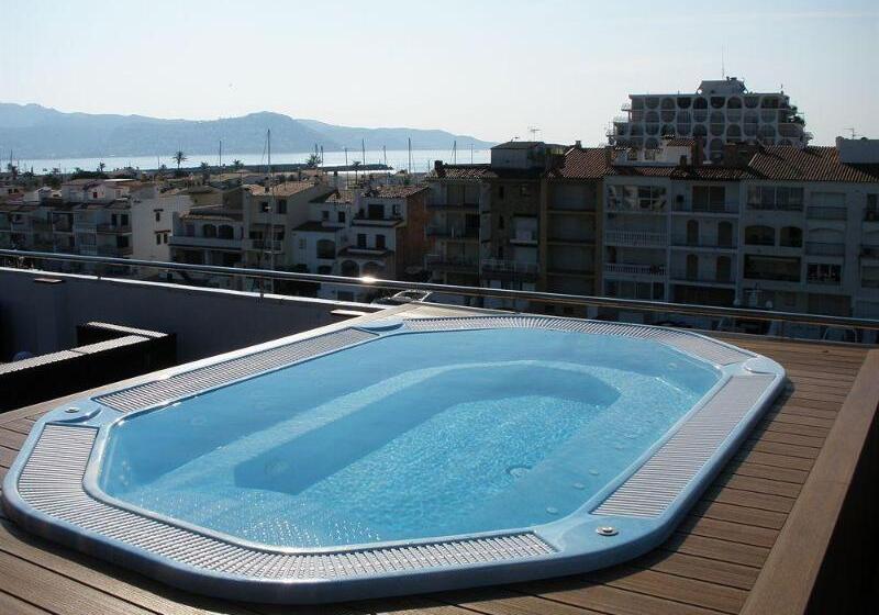 فندق Port Salins