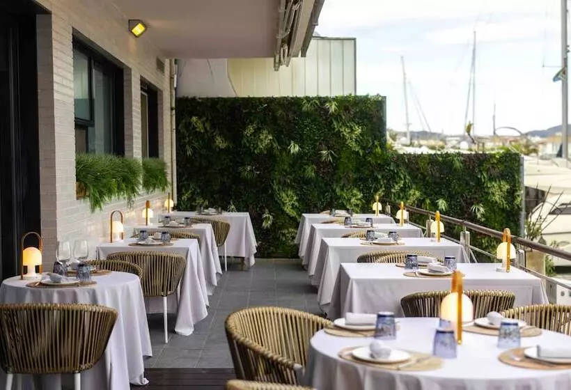 בית מלון כפרי Port Salins