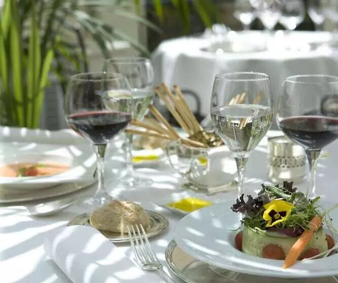 Relais & Châteaux Hotel Orfila