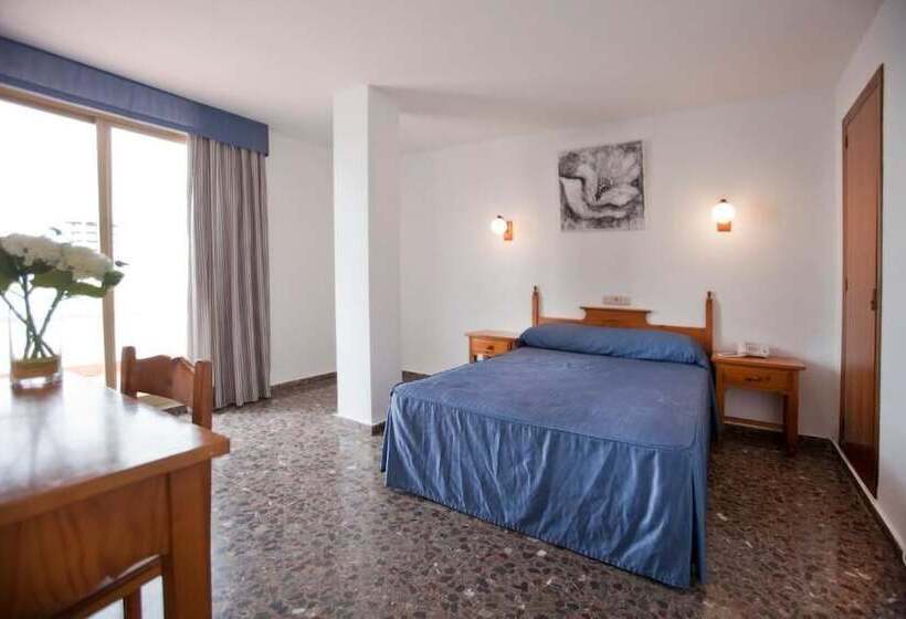 فندق Sunday's Beach