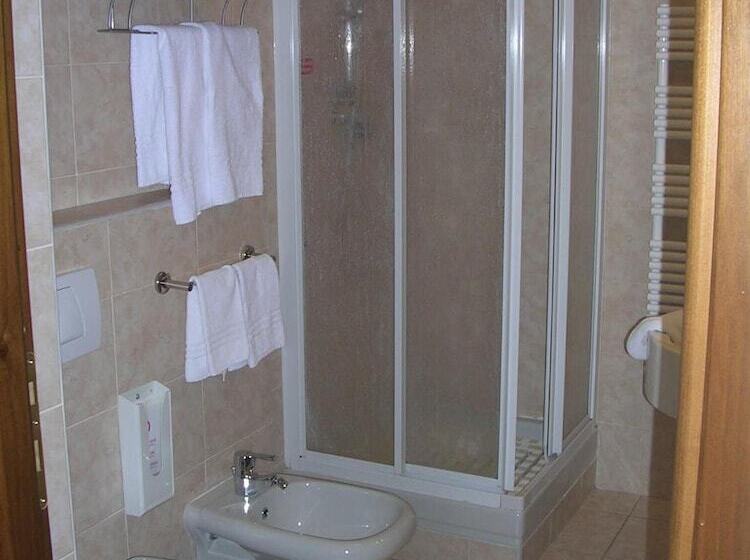 فندق Susa & Stazione