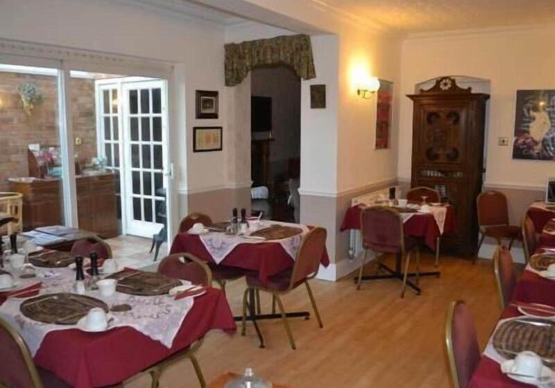 酒店 The Croft Guest House