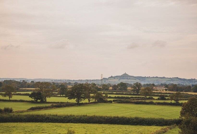 בית מלון כפרי Crossways