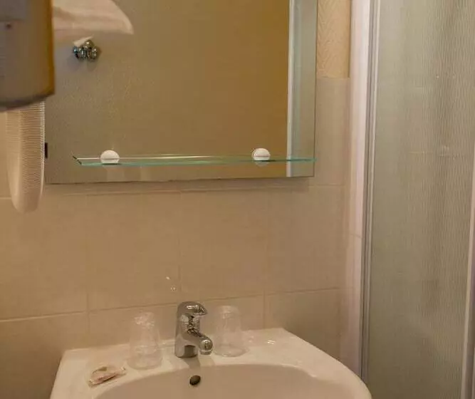 فندق Val De Loire