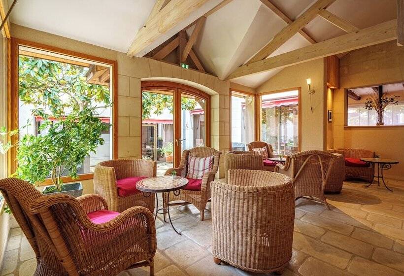 Отель Val De Loire