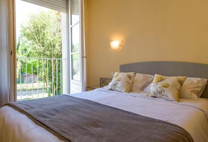 Отель Val De Loire