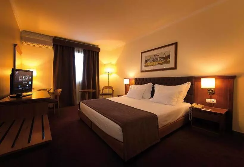 هتل Vila Gale Porto Centro