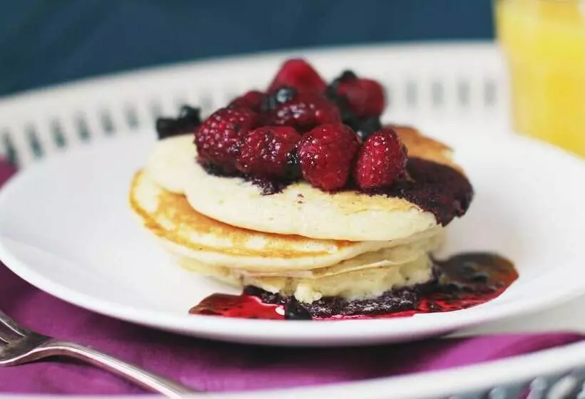 فندق The Windsor Town House