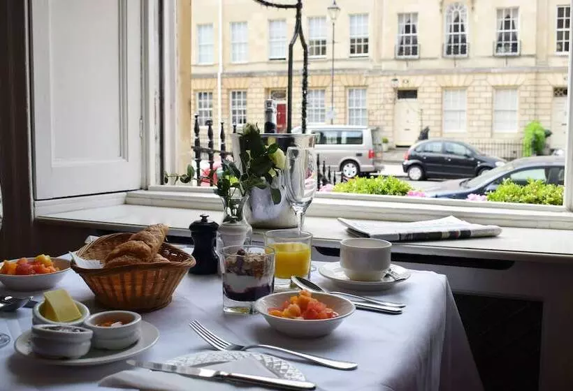 فندق The Windsor Town House