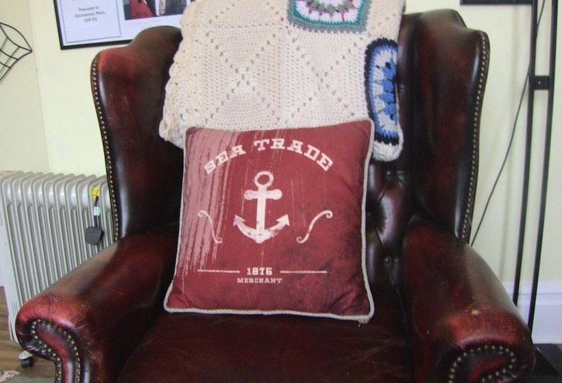 민박 Ms Mccreadys Guest House