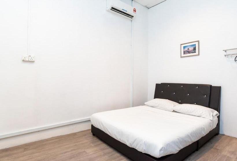 בית מלון כפרי Spot On 89833 Blue Avenue Backpackers