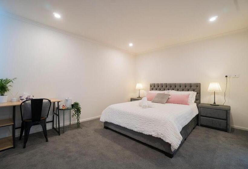 بنسيون Amazing Sea Views Luxury Guest House