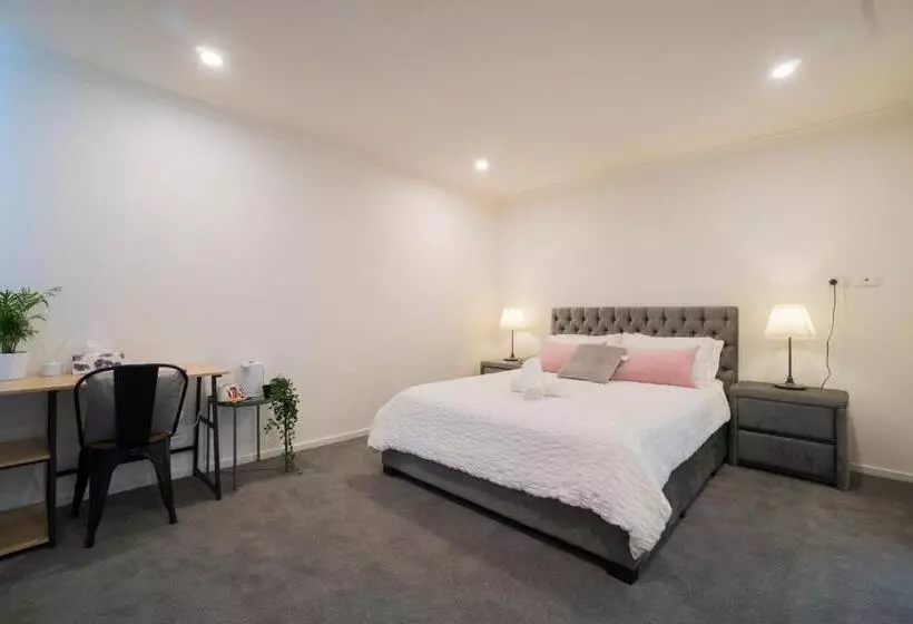 Majatalo Amazing Sea Views Luxury Guest House