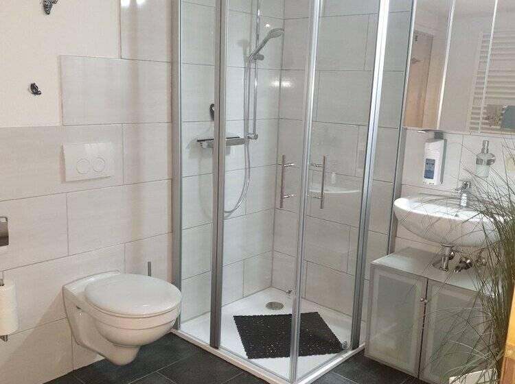 پانسیون Gästezimmer Haus Talblick