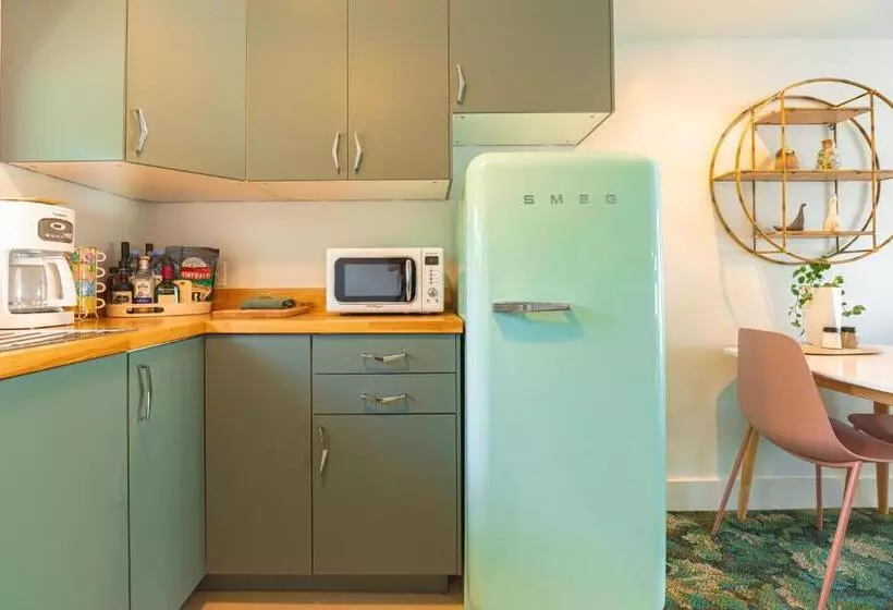 Rye Motor Inn   An Adults Only