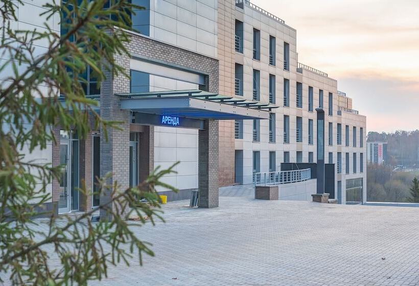 Отель Astro Plaza