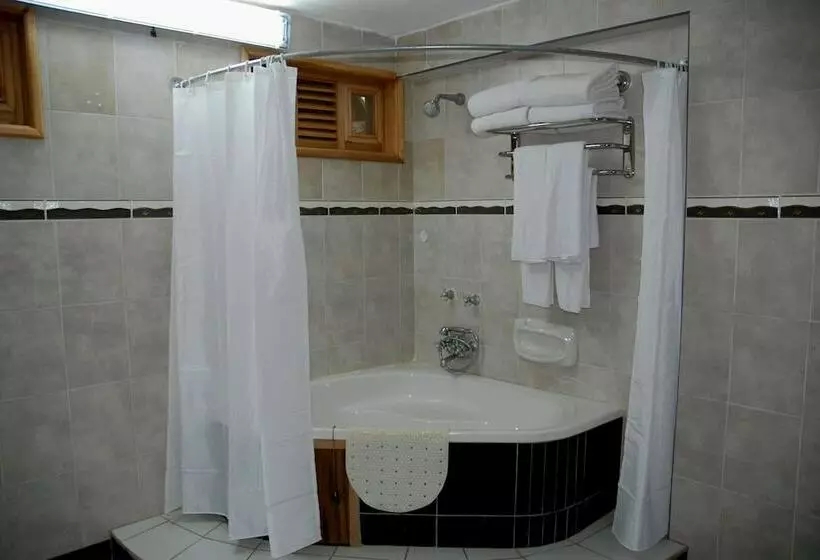 هتل Capitol Palace