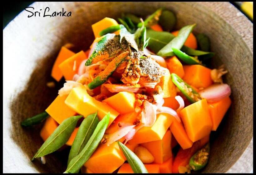 هتل East Surf Cabanas