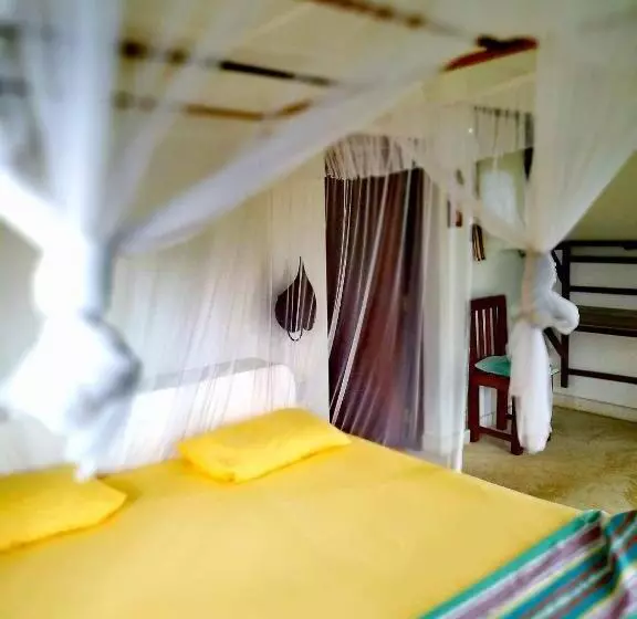 Hotelli East Surf Cabanas