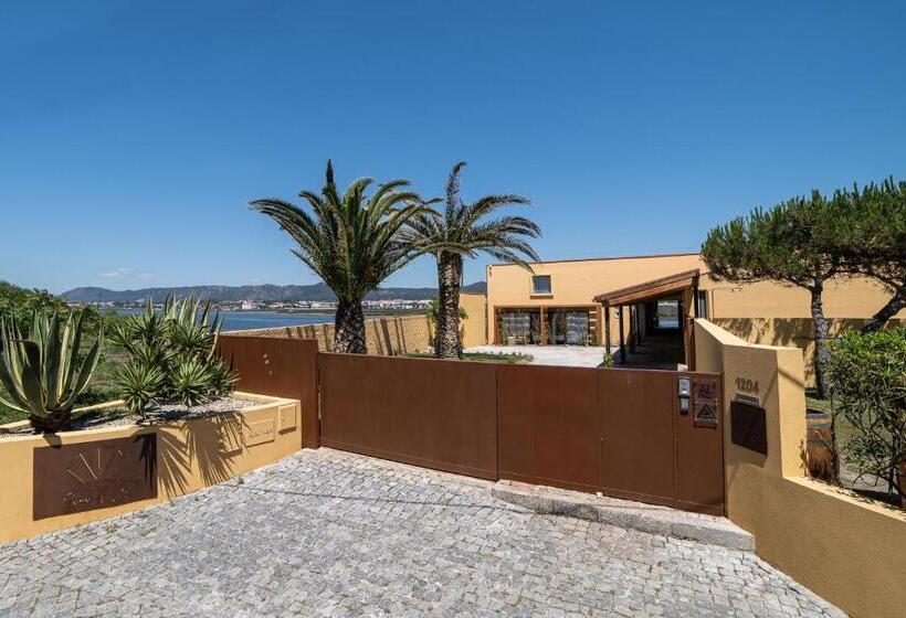 هتل Sense Of Ofir