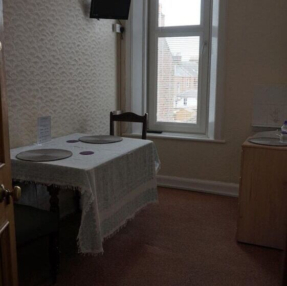 Pensiune Lindean Guest House