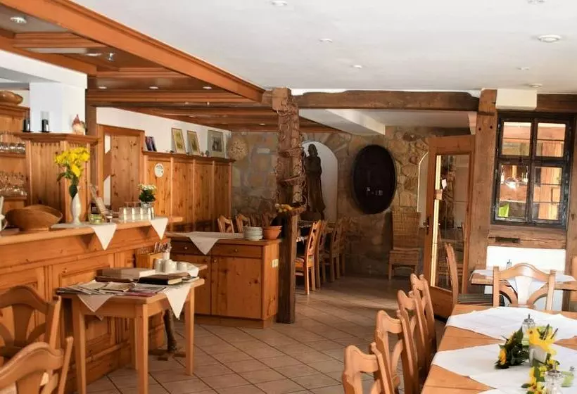 Majatalo Winzerbett Kessler