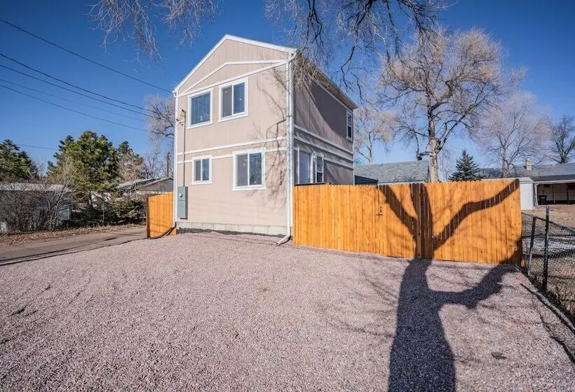 1 Bedroom East Dt