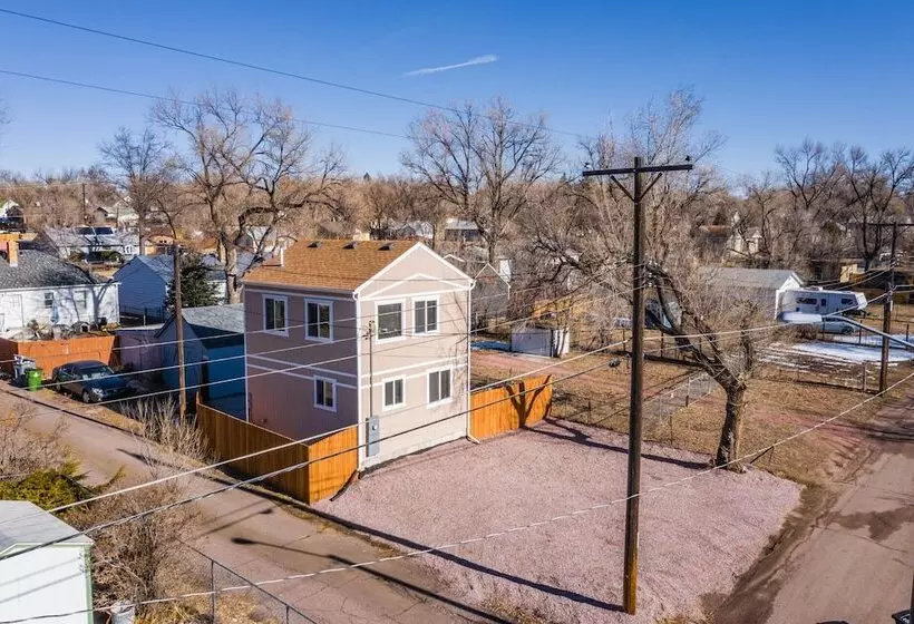 1 Bedroom East Dt