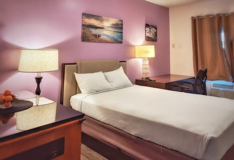 הוסטל Anchor Pointe Inn