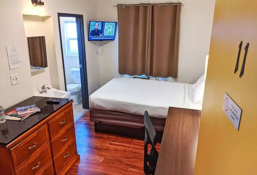 Retkeilymaja Anchor Pointe Inn