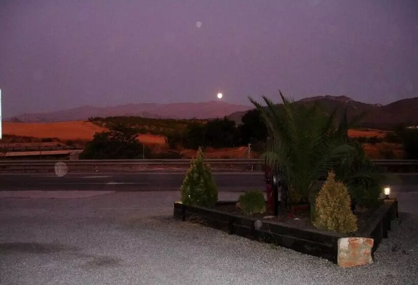 ホテル Camping & Bungalows Suspiro Del Moro