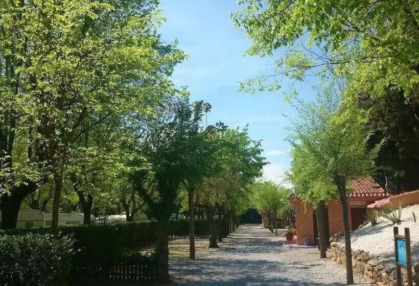 ホテル Camping & Bungalows Suspiro Del Moro