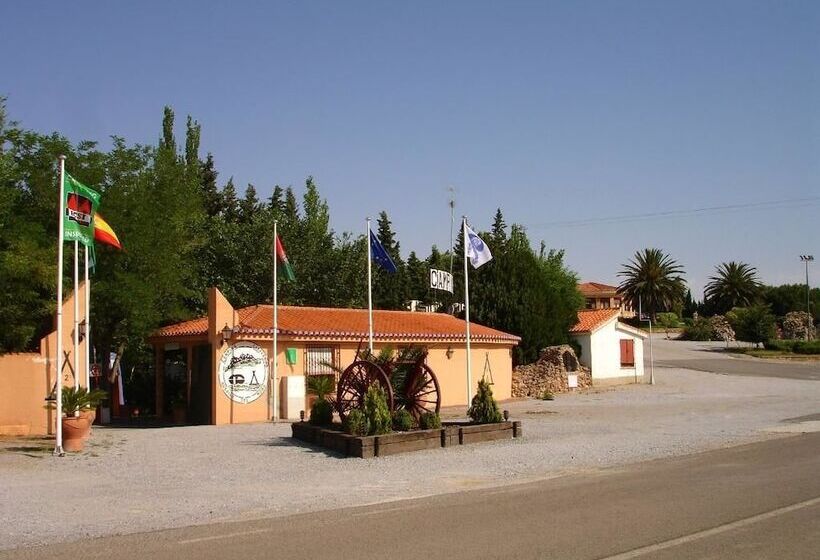 Отель Camping & Bungalows Suspiro Del Moro