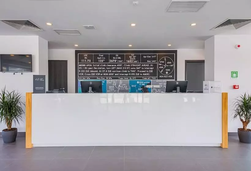 ホテル Ibis Styles Bucharest Airport