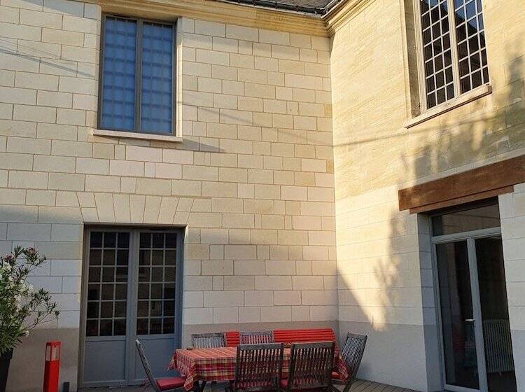 بنسيون Les Voies Blanches