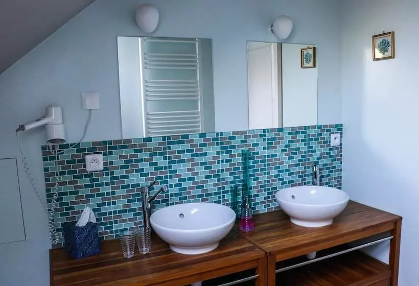 Majatalo Les Voies Blanches