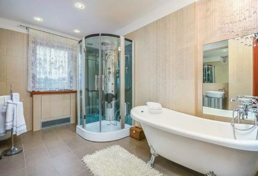 ペンション Villa Anamarija