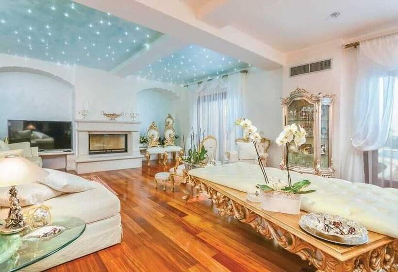 膳宿费 Villa Anamarija