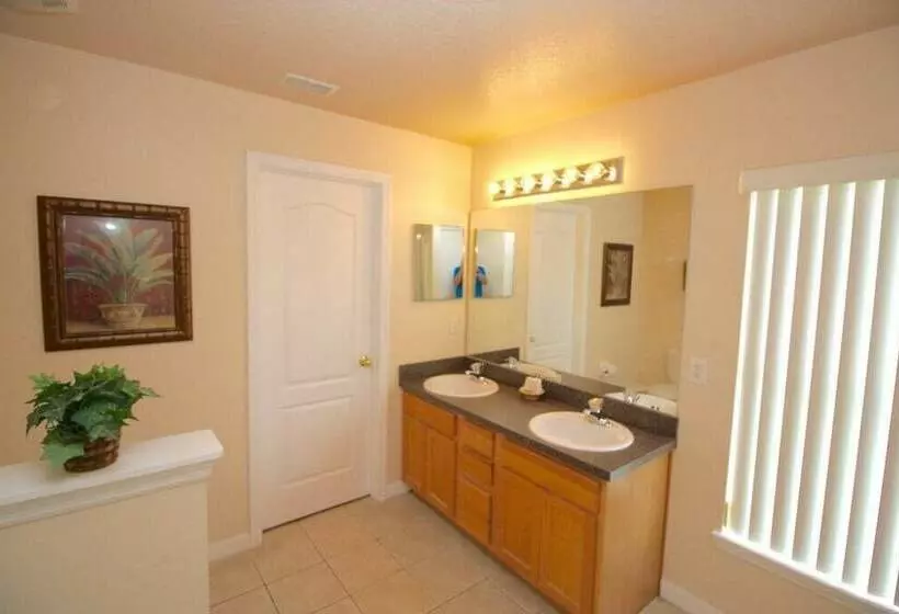 Tov301