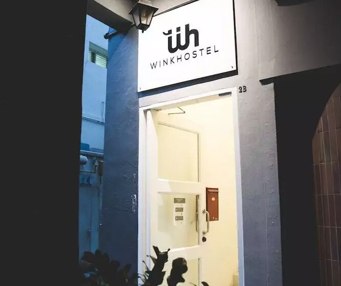 هاستل Wink At Mccallum Street