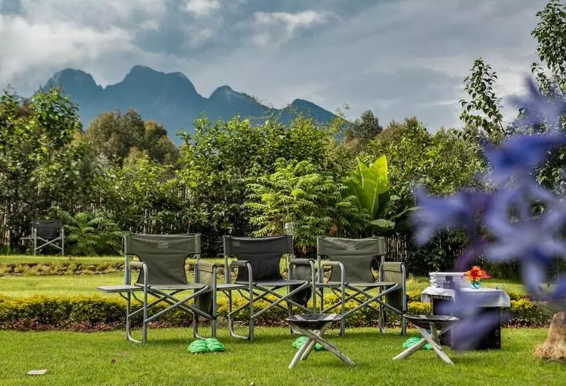 هتل Amakoro Songa Lodge