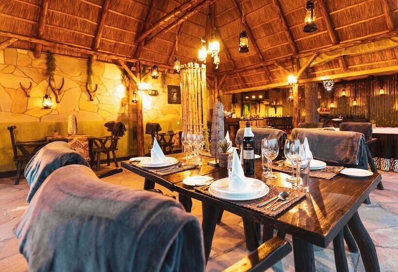 هتل Amakoro Songa Lodge